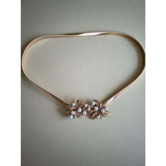 Gold Leaf Pearl Accent Waist Belt M1828 main image 10